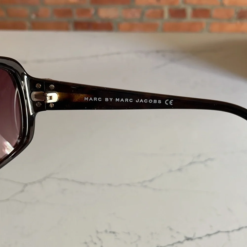 Marc by Marc Jacobs Sunglasses + Case - Picture 4 of 5